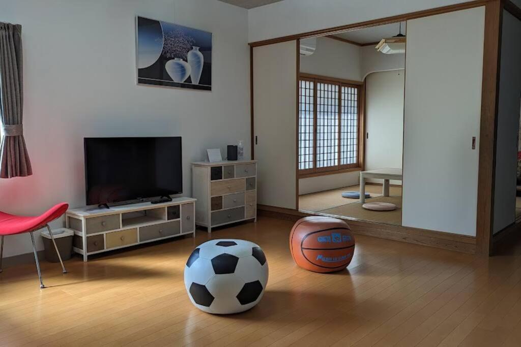 Roomy 4Br Home Sleeps 9／Shinosaka／Large Groups 외부 사진
